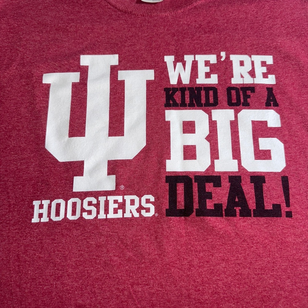 Indiana University Hoosiers Shirt Mens Medium Red Big Deal IU Graphic T-Shirt - Picture 2 of 4